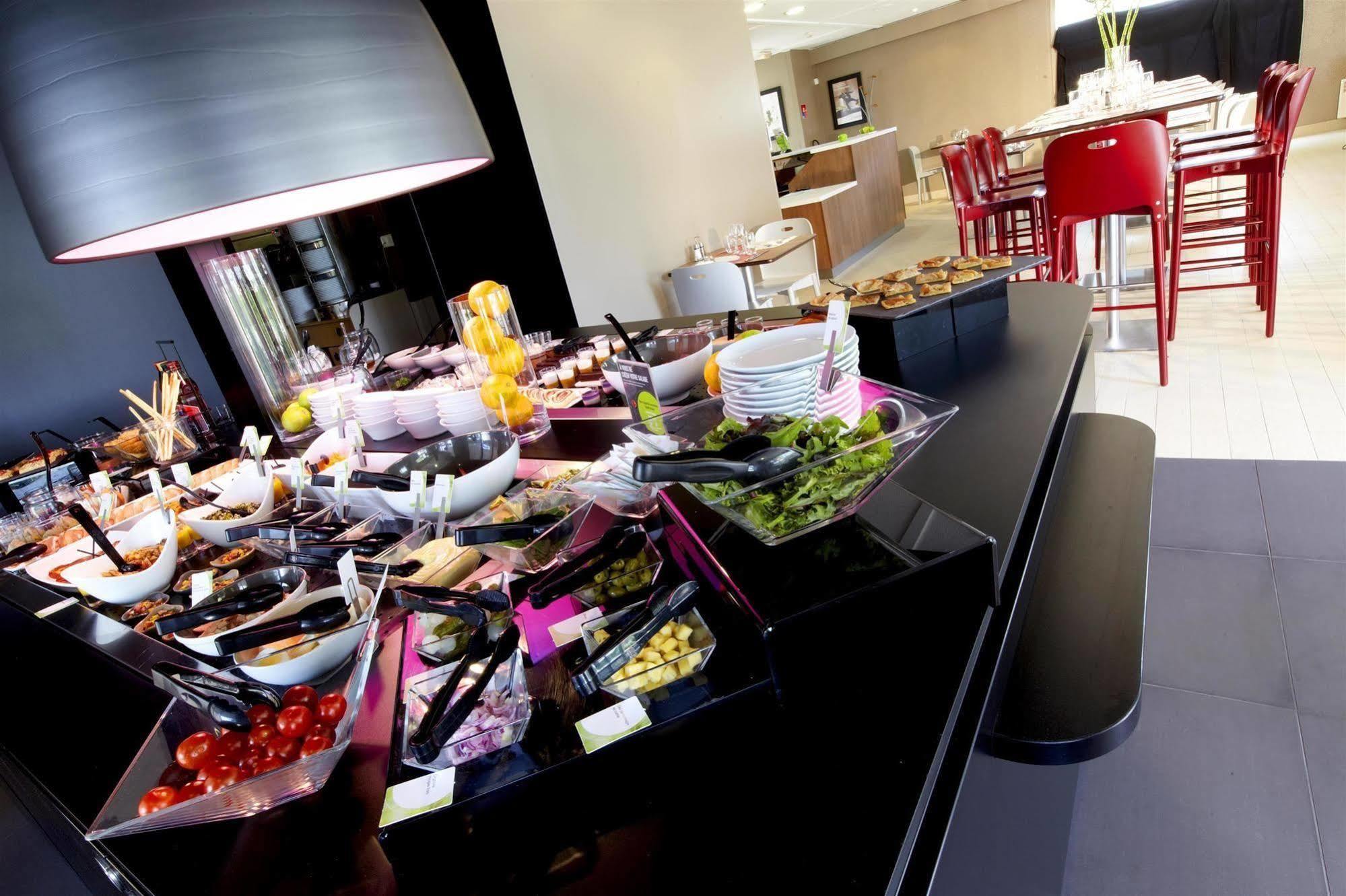 Campanile Rouen Nord - Barentin Hotel Ngoại thất bức ảnh